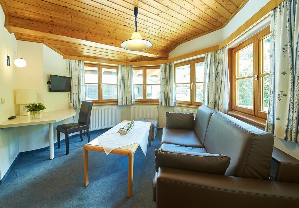 Holiday Lodge Felix Saalbach-Hinterglemm Exterior photo